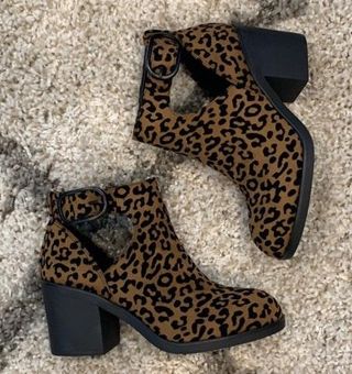 cut out booties dsw