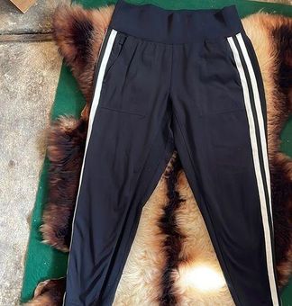 Athleta Jogger Black With White Stripe Down The Side Athletic Pants Size: 4