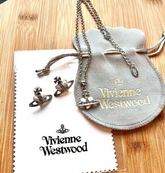 Real vivienne 2025 westwood dust bag