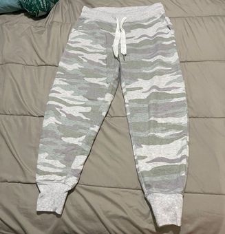 Aerie sales camo joggers