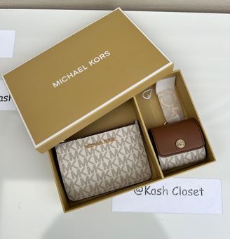 Michael Kors MK Logo Coin Pouch and Apple AirPods Case Gift Set -Vanilla  Multiple - $101 (59% Off Retail) New With Tags - From Kash