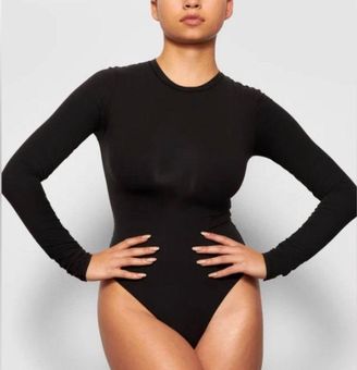 SKIMS Fits Everybody Long Sleeve Bodysuit NWT S Black - $43 (36% Off  Retail) New With Tags - From Ali