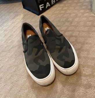 Steve madden camo store slip on shoes