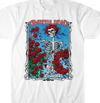 App Exclusive Grateful Dead Skull & Roses Black Tie Dye T-shirt