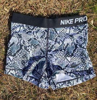 Nike Pro Shorts - Black