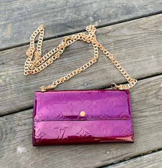 Authentic Louis Vuitton purple Vernis Sarah Chain wallet, Luxury