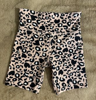 Cheetah biker shorts forever 21 2025