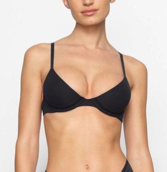 SKIMS NWT Fits Everybody Scoop Plunge Bra 46 DD In Onyx Black