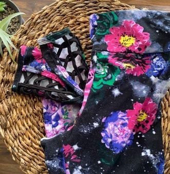 No Boundaries super soft leggings cosmic Floral S Galaxy cross cross ankle  Size undefined - $14 - From Stacie