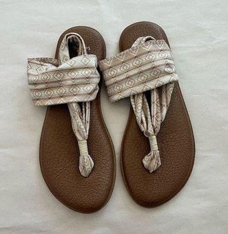 Sanuk Women's Yoga Sling 2 Sandal Size 8 - $18 - From Dalila