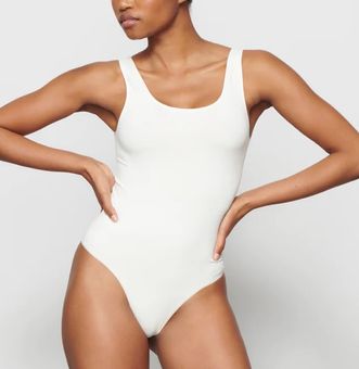 SKIMS Double Scoop Neck Bodysuit NWT White Size XS - $45 (33% Off Retail)  New With Tags - From Ali