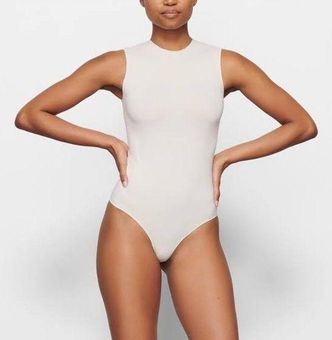 SKIMS White Essential Crew Neck Bodysuit Size L - $40 - From Chloe