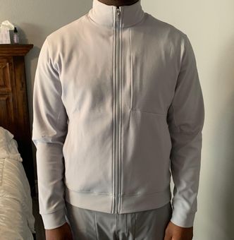 Lululemon Men's Sojourn Jacket Gray Size L - $50 (56% Off Retail) - From  Nicole