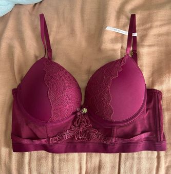 Daisy Fuentes Bra Red Size 34 C - $8 - From Hailey