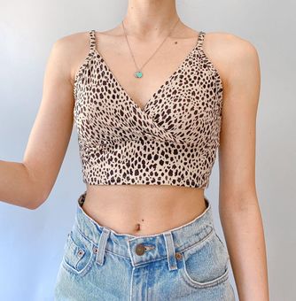 Rare brandy melville halter top, Women's Fashion, Tops, Sleeveless