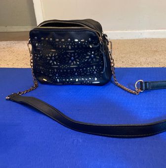 Under One Sky Black And Gold Crossbody/handbag Purse - $7 - From Cora