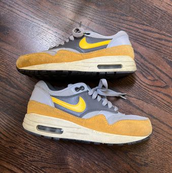 Nike Air Max Yellow Size 6 - $30 (85% Off Retail) - From Nicole