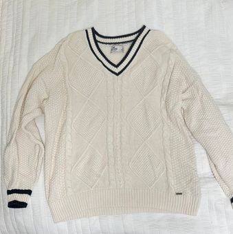 Hollister sweater in white