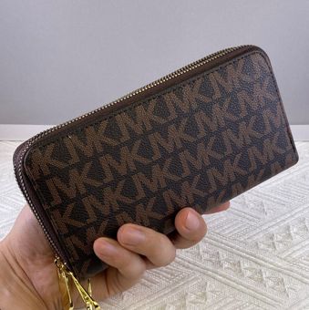 Louis Vuitton double zip wallet