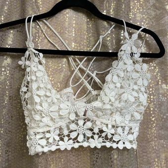 Free People Boho Off-White Miss Dazie Crochet Floral Lace Bralette, XS NWOT  - $26 - From Jessica