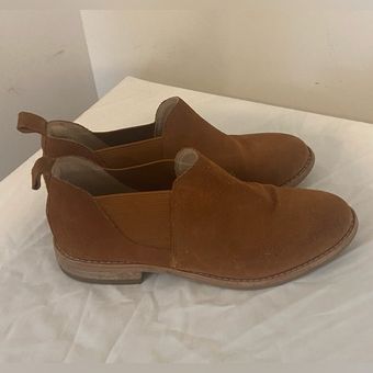 Modstander Spille computerspil pasta Clarks Shoes Edenvale Page Womens 7.5 M Chelsea Boots Dark Tan Suede Leather  GUC Size undefined - $21 - From Tricia