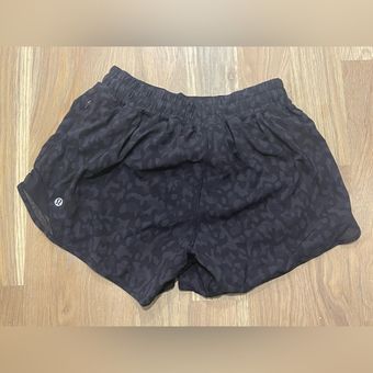 Lululemon Hotty Hot 4 shorts