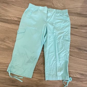 Capris By Gloria Vanderbilt Size: 14