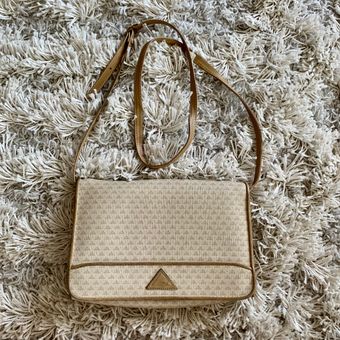 Liz Claiborne Crossbody Purse  Purses crossbody, Purses, Bags