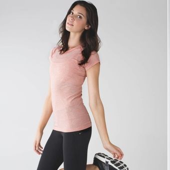 Lululemon Swiftly Tech Short Sleeve Crew Jewelled Magenta Peach Fuzz RARE 8  - $58 - From Pearl