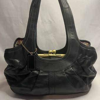 COACH VINTAGE BLACK LEATHER KISS-LOCK COIN POUCH