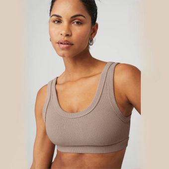 ALO Yoga Wellness Sports Bra Size Medium