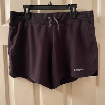 Patagonia Women's Nine Trails Shorts 6” Inseam Size Small Black With Liner  - $42 (38% Off Retail) - From Erika