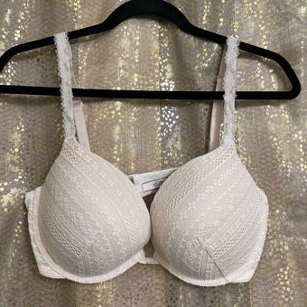 Victoria's Secret Ivory/White lace padded push up bra, 36DD Size