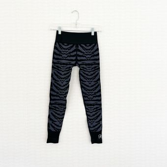 Bombshell sportswear Leggings Seamless Zebra Print Size M/L Gray Size M -  $70 (28% Off Retail) - From Christina