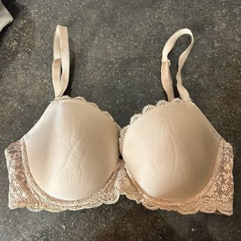 Victoria’s Secret bra 34DD