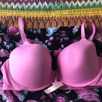 PINK Victoria's Secret, Intimates & Sleepwear, Pink By Victoria Secret Wear  Everywhere Tshirt Lightly Lined Bra