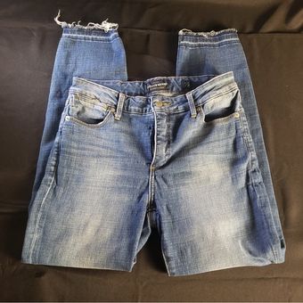 Like New distressed Lucky Brand Jeans  Lucky brand jeans, Dark blue jeans, Lucky  brand