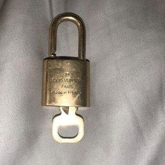 louis-vuitton lock and key authentic