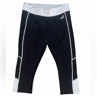 Bcg Tru-Wick‎ Cropped Capri Leggings Black White Women's Small - $14 - From  Ridley