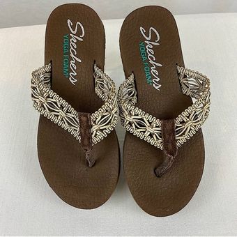 Skechers Sketchers Meditation Yoga Foam Flip Flops Brown and Cream Women's  Size 7 - $20 - From Kimberly