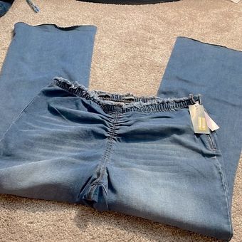 wild fable, Jeans, High Rise Distressed Knee Straight Wild Fable Jeans  Size 8