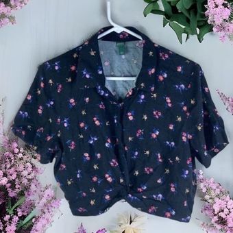 Wild Fable Button Up Short Sleeve Crop Top Shirt Collared Floral Black  Large Size undefined - $20 - From Tricia