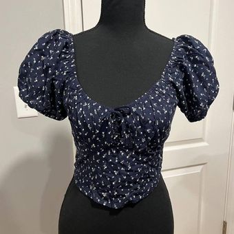 Hollister Navy Blue Floral Crop Top XS - $20 New With Tags - From Lily