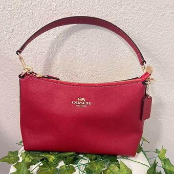 Clara Shoulder Bag