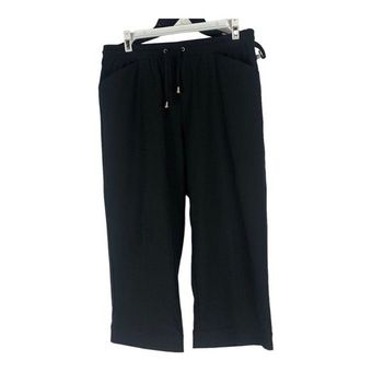 Chico's Zenergy by Women's Black Capri Pants Size 1 - US Medium - $24 -  From Brian