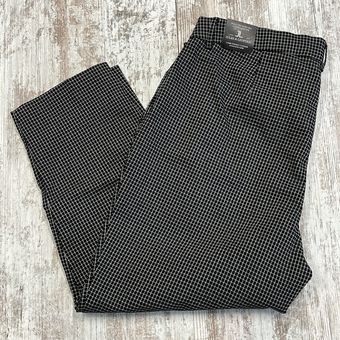 Jules & Leopold 1X // NWT Black White Check Pull On Slim Leg Capri Pants -  $26 New With Tags - From Gayle