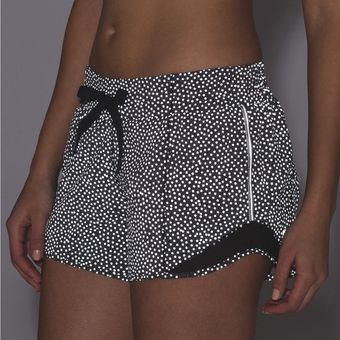 Lululemon Frozen Fizz OG Hotty Hot Shorts 4” - $95 - From Lululemon