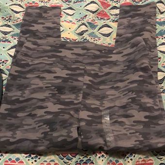 Flirtitude NWOT Camo Print Leggings📝 Size XL - $11 - From Felicia