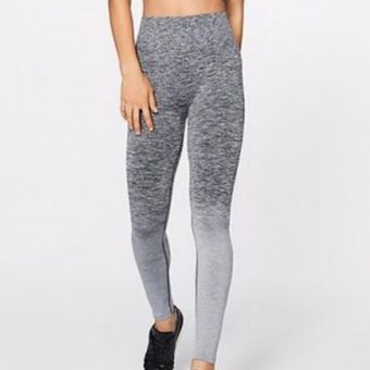 Lululemon ombré leggings Size 4 - $30 - From Lauren