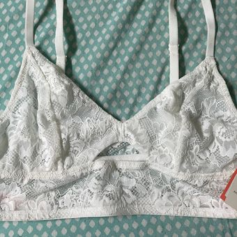 Target NWT Bralette White - $9 (30% Off Retail) New With Tags - From Lily